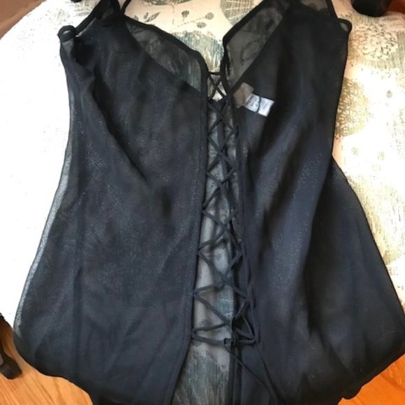 🔥 Sexy Black Silk & Satin Lingerie - Size Medium, Never Worn - Picture 1 of 4
